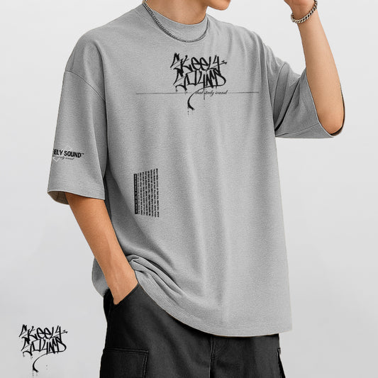 TAGGED25 STEELY SOUND - Grey Oversized Tee